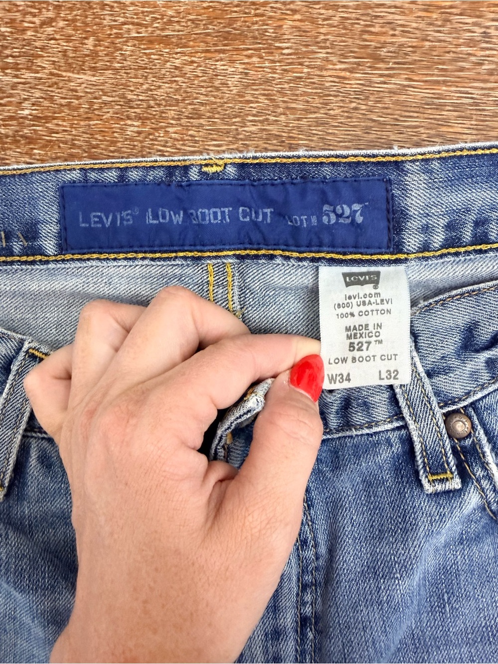 Levi's Light Blue Straight-Leg Men's Jeans - Picture 4 of 5